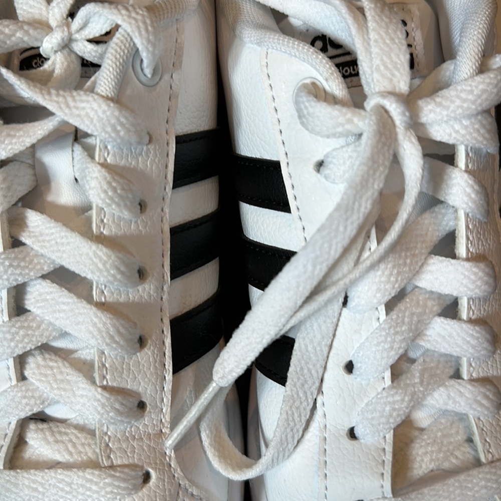 Adidas advantage mint condition sz 8 - Picture 5 of 5